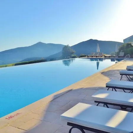 Hotel Mel, Lavanta,
